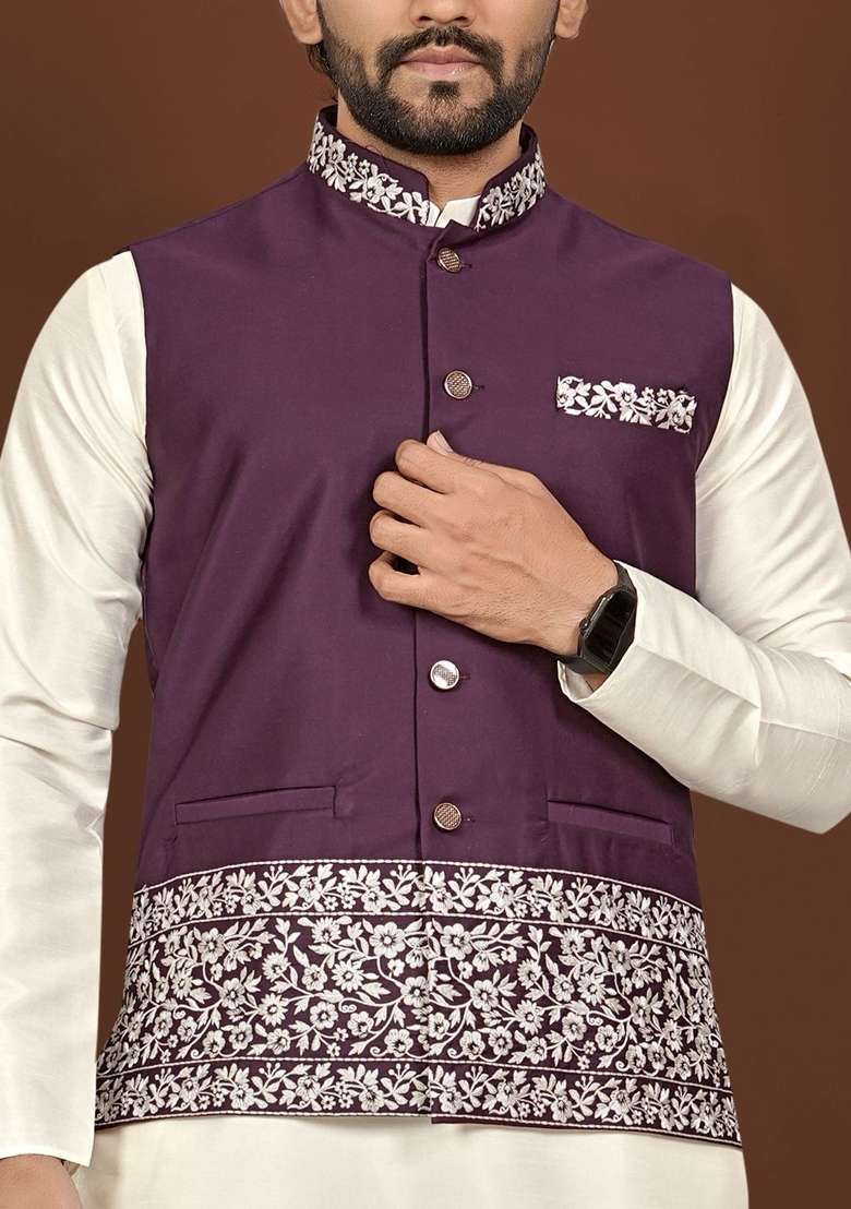 Off White Embroidered Silk Blend Jacket Set For Men - Indya