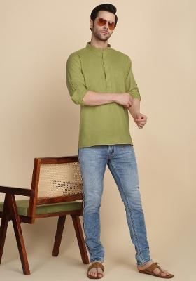 Green Solid Cotton Kurta For Men