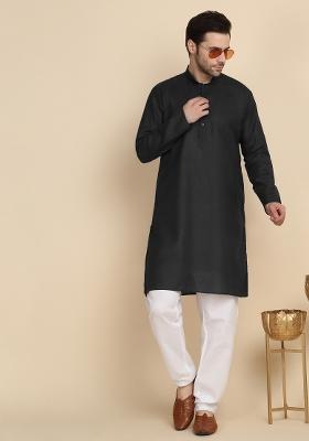 Black Solid Cotton Kurta For Men