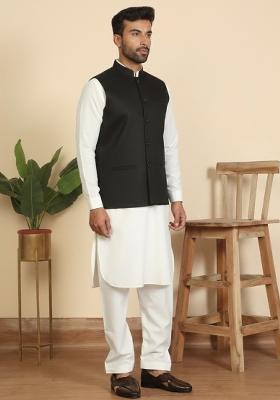 Cream And Black Solid Cotton Nehru Jacket Set For Men