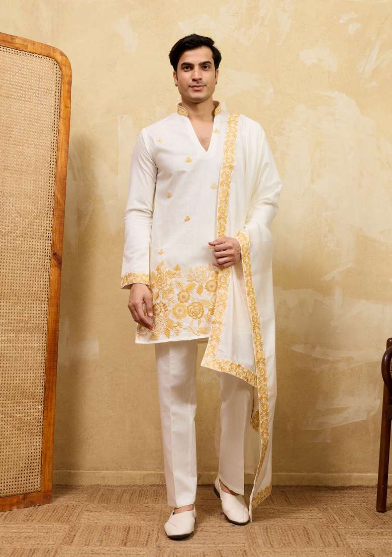 White Embroidered Silk Blend Kurta With Dupatta For Men - Indya