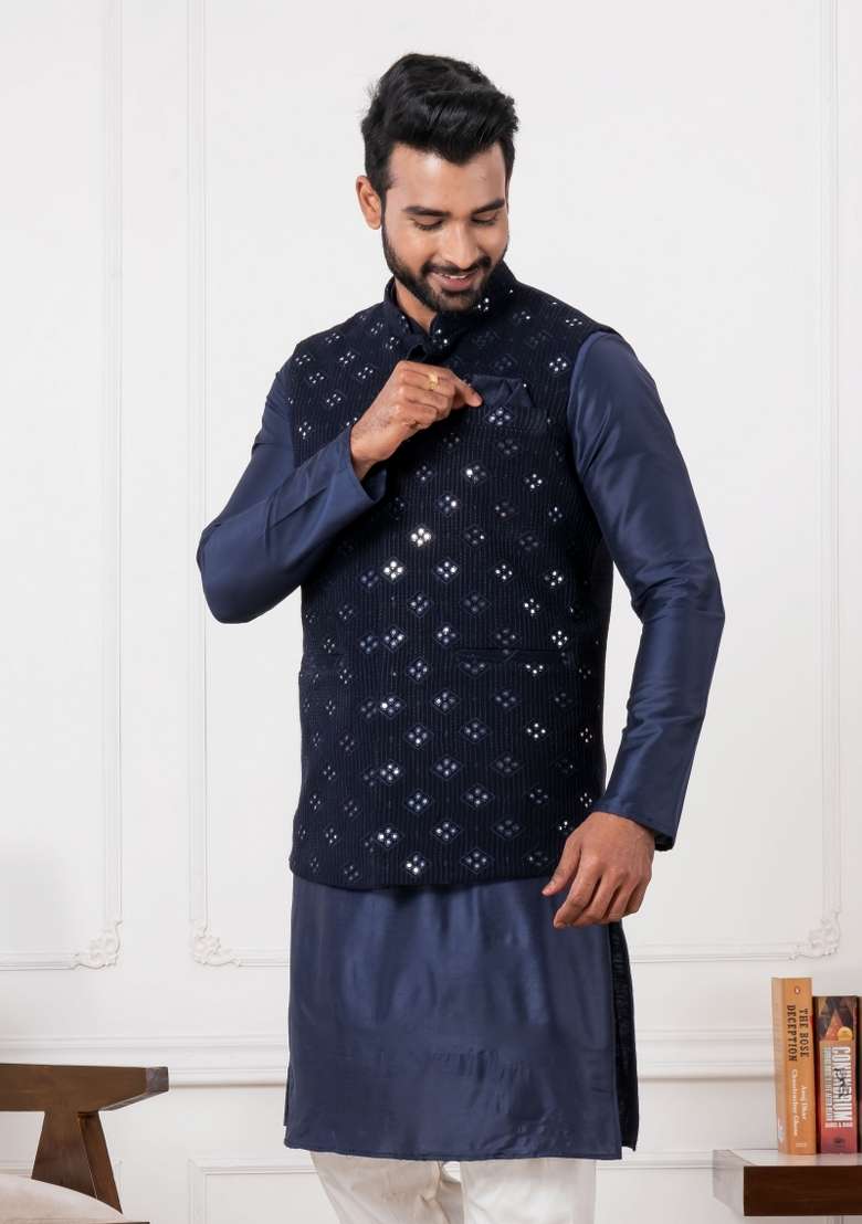 Black Embroidery Silk Kurta Set For Men - Indya