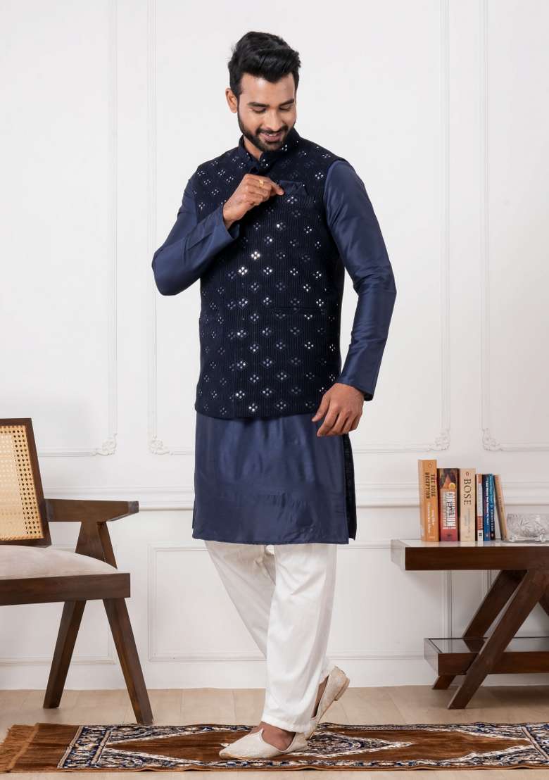 Black Embroidery Silk Kurta Set For Men - Indya