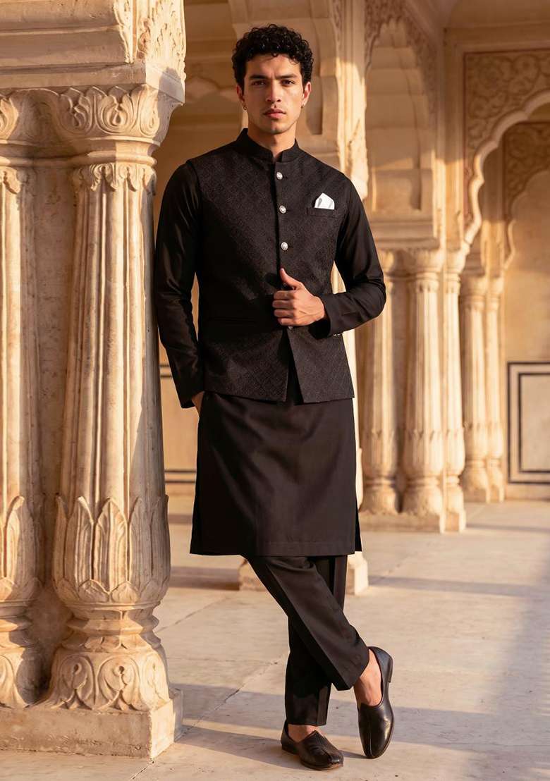 Black Embroidery Jecquard Jacket Set For Men - Indya