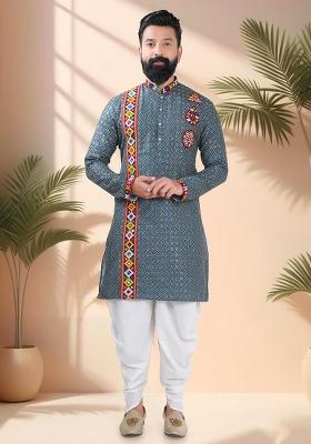 Blue Embroidery Cotton Kurta Set For Men