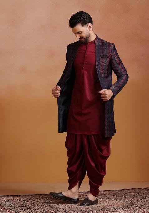 Red Embroidery Jacquard Sherwani Set For Men