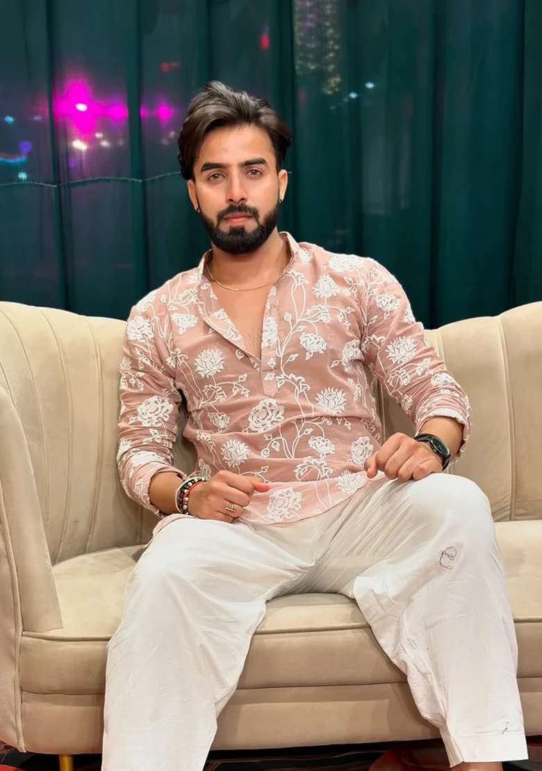 Peach Embroidery Silk Kurta For Men - Indya