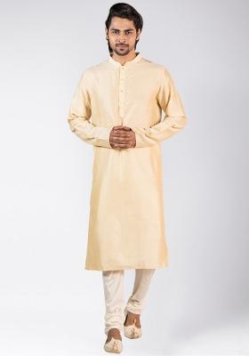 Yellow Solid Dyed Cotton Blend Kurta For Men