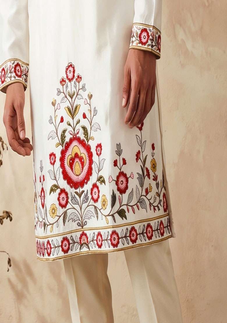 Black Embroidery Silk Kurta Set For Men - Indya