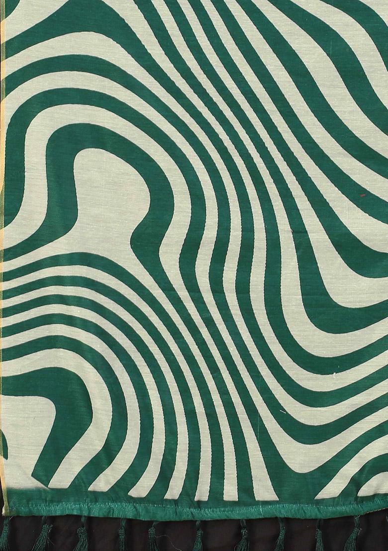 Green Abstract Printed Cotton Blend Saree Set