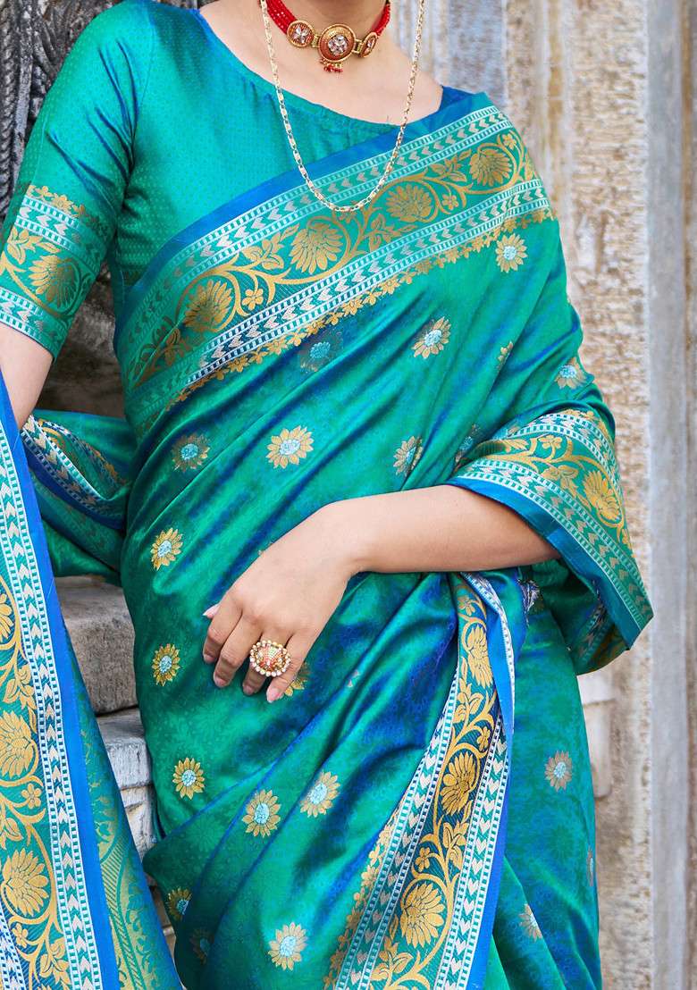 Green Zari Woven Banarasi Silk Blend Saree Set for Diwali and Festive Wear - Indya