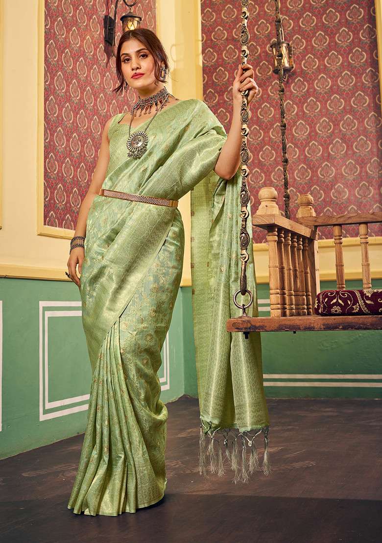 Green Zari Woven Banarasi Dola Silk Saree Set for Diwali and Festive Wear - Indya