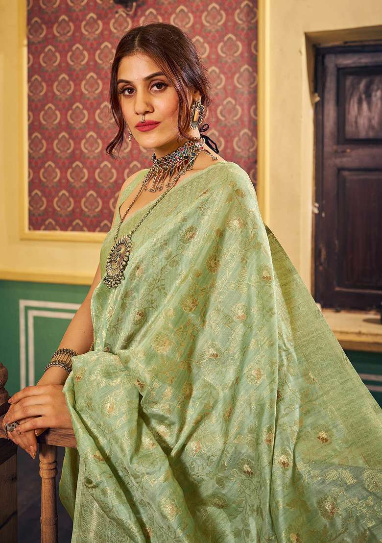 Green Zari Woven Banarasi Dola Silk Saree Set for Diwali and Festive Wear - Indya