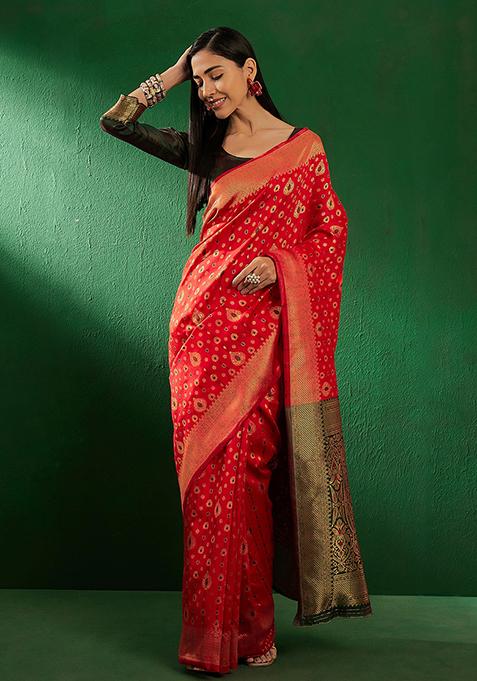 Red Zari Woven Work Banarasi Silk Saree Set