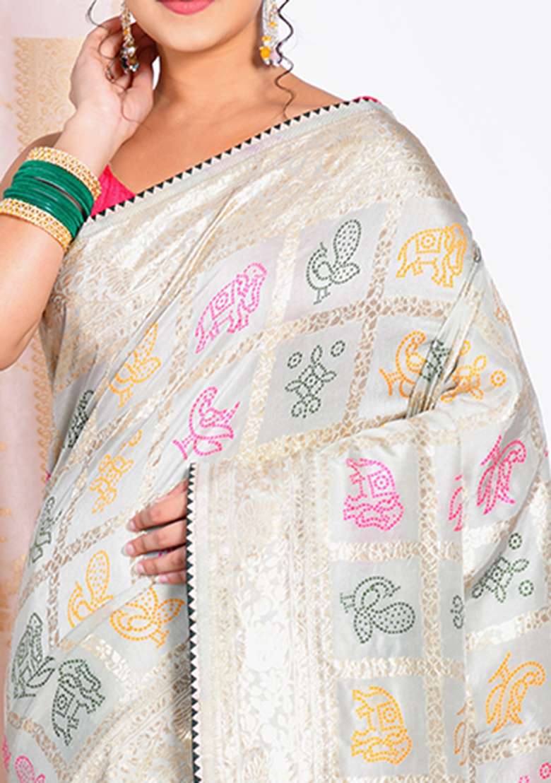 Light Green Pure Dola Silk Saree Set - Indya
