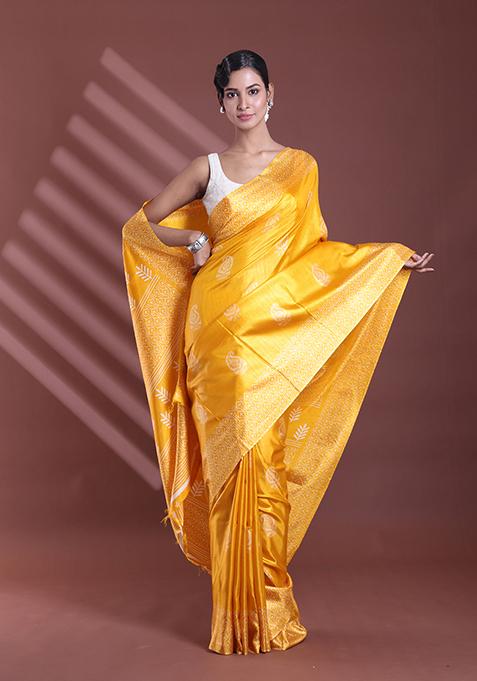 Yellow Paisley Print Soft Silk Saree Set