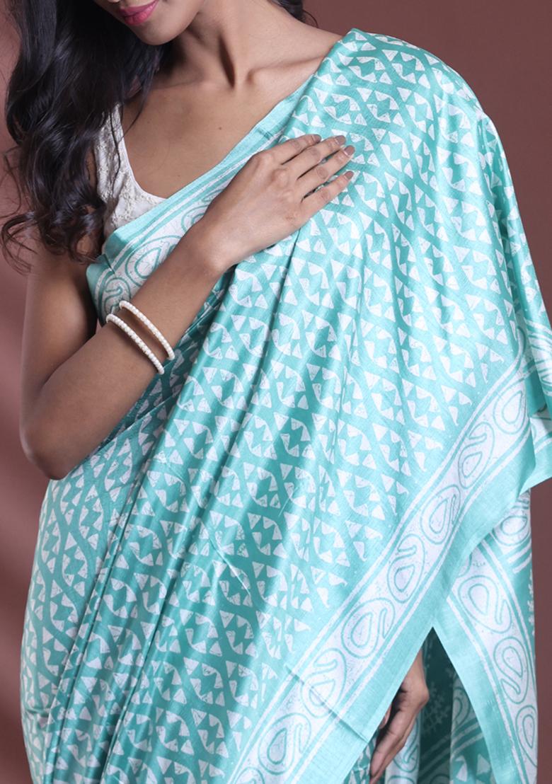 Sky Blue Textured Soft Silk Saree Set