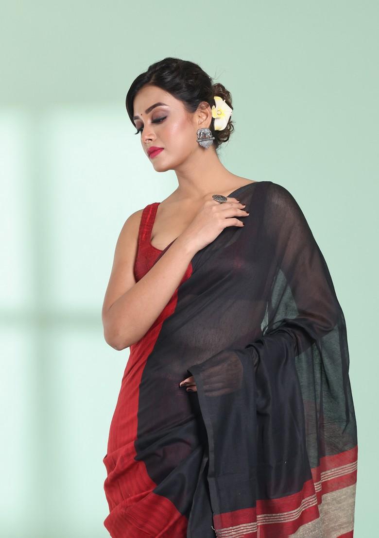 Black And Red Textured Cotton Saree Set