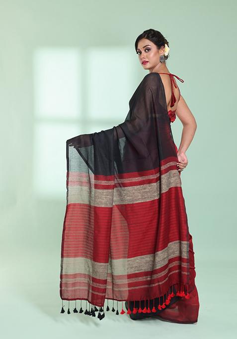 Black And Red Textured Cotton Saree Set