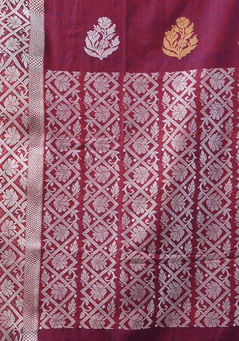 Magenta Nakshi Print Soft Cotton Saree Set