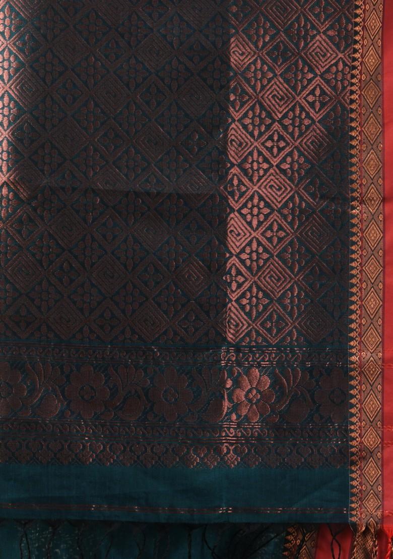 Emerald Green Paisley Print Soft Matka Silk Saree Set