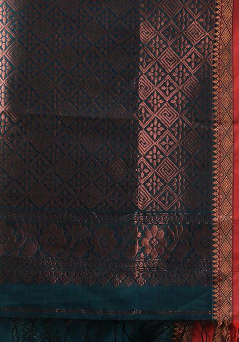 Emerald Green Paisley Print Soft Matka Silk Saree Set