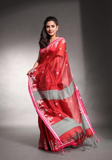 Red Textured Cotton Silk Saree Set