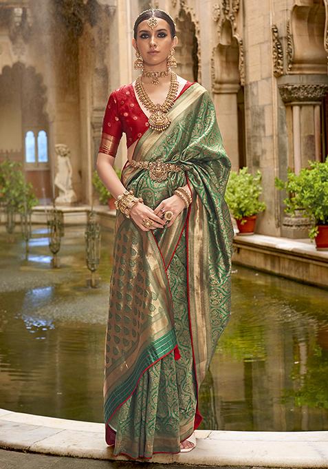 Green Printed Woven Banarasi Silk Saree Set