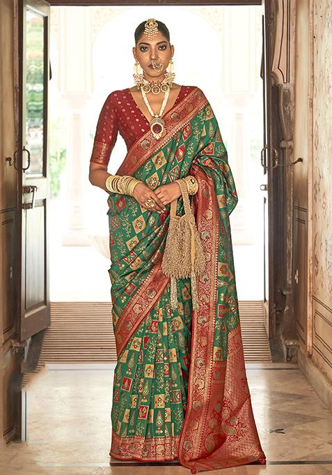 Green Printed Woven Banarasi Silk Saree Set