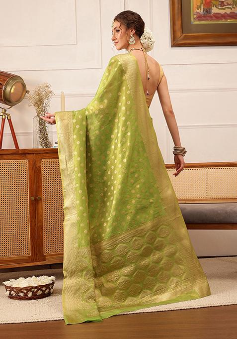 Green Zari Woven Kanjivaram Tissue Silk Saree Set