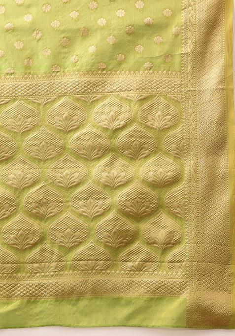 Green Zari Woven Kanjivaram Tissue Silk Saree Set