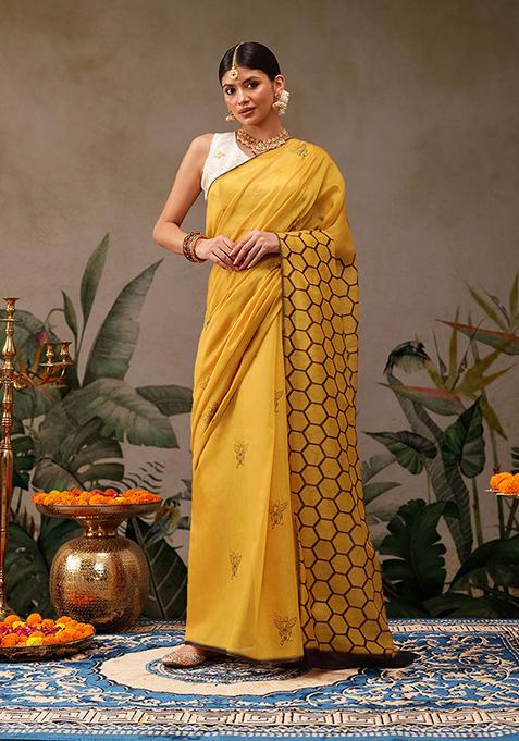 Yellow Digital Print Cotton Blend Saree Set