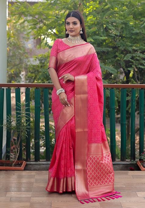 Pink Zari Woven Silk Blend Saree Set