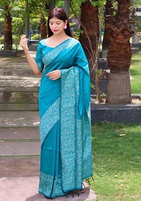 Blue Contrast Print Raw Silk Saree Set