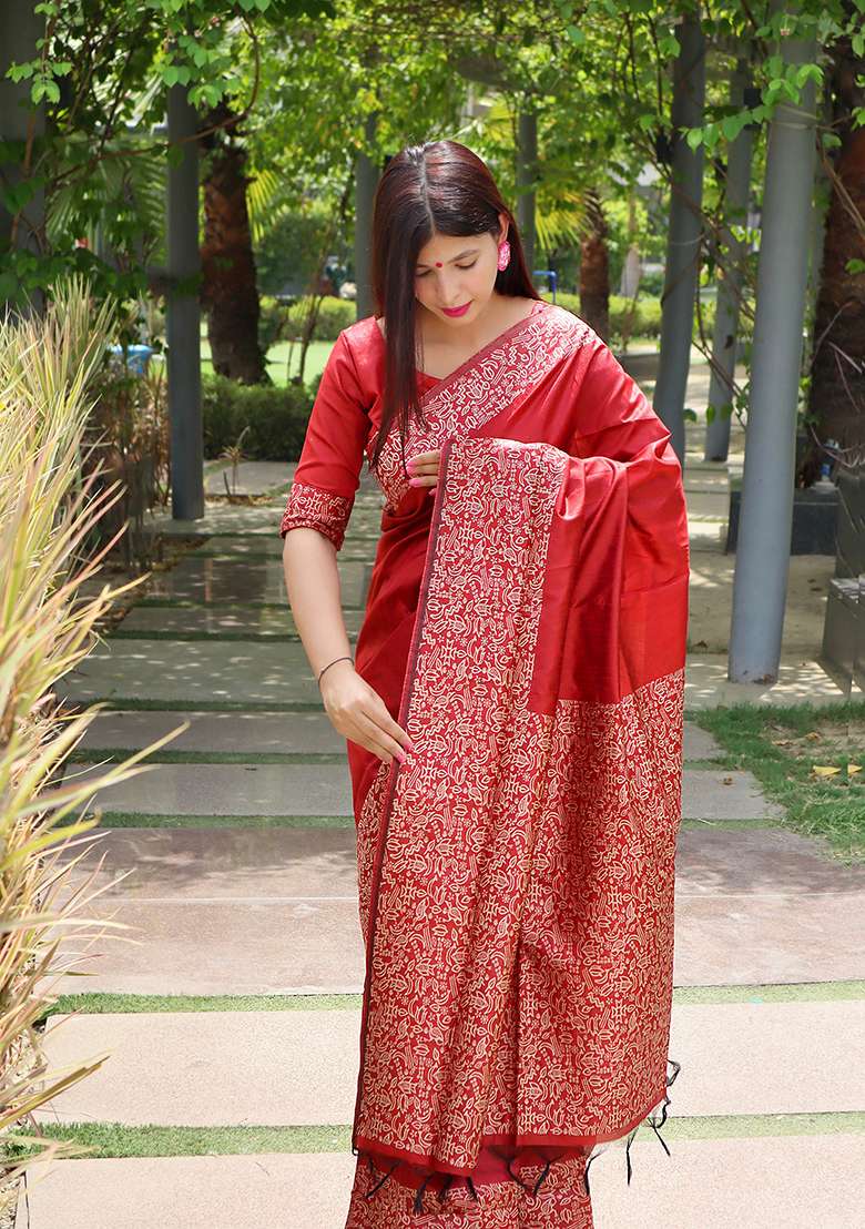 Red Contrast Print Raw Silk Saree Set for Diwali | Wedding & Festive Wear - Indya