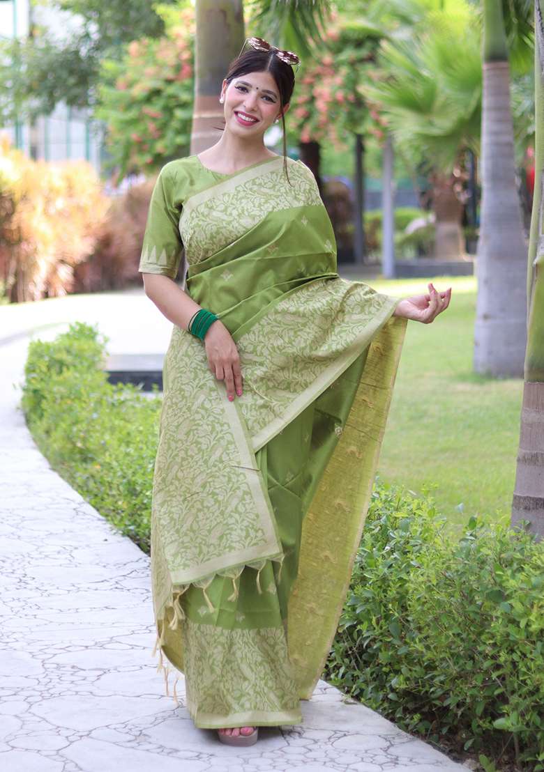 Parrot Green Woven Raw Silk Saree Set - Indya