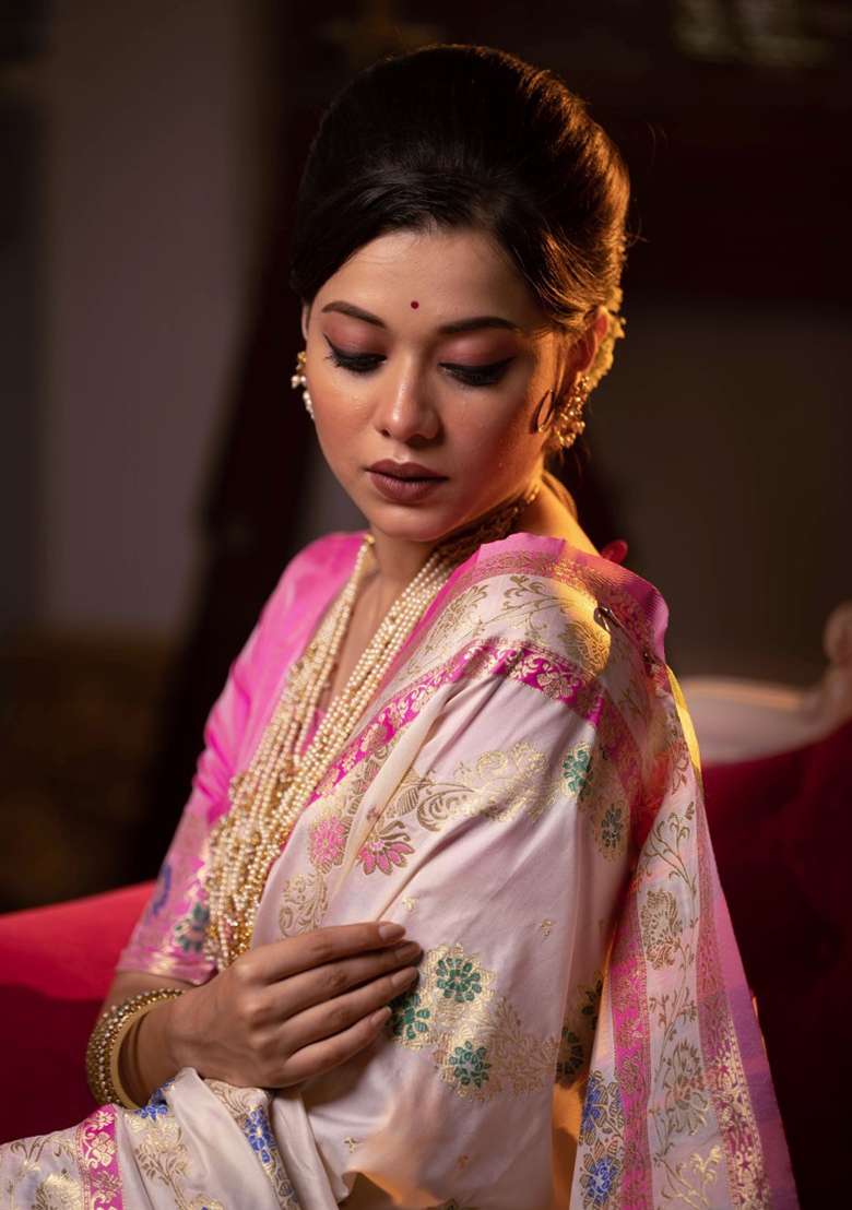 White Woven Soft Silk Saree Set for Diwali and Festive Wear - Indya