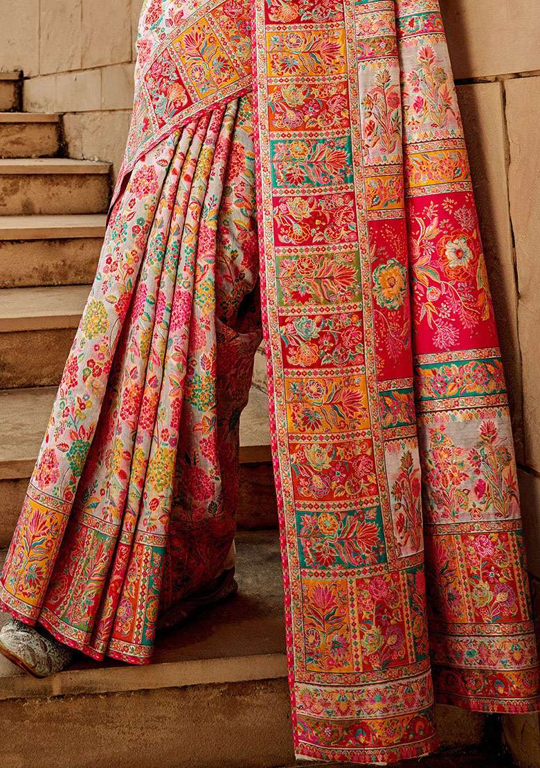 Off White Zari Woven Silk Saree Set for Diwali | Wedding & Festive Wear - Indya