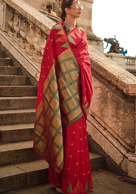 Maroon Zari Woven Banarasi Silk Blend Saree Set