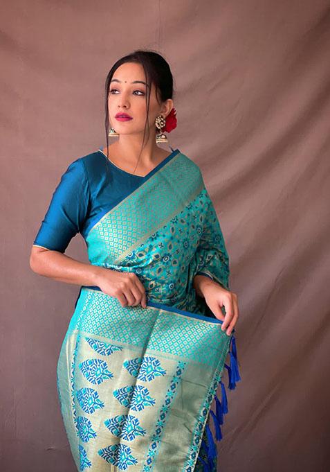 Blue Zari Woven Silk Saree Set