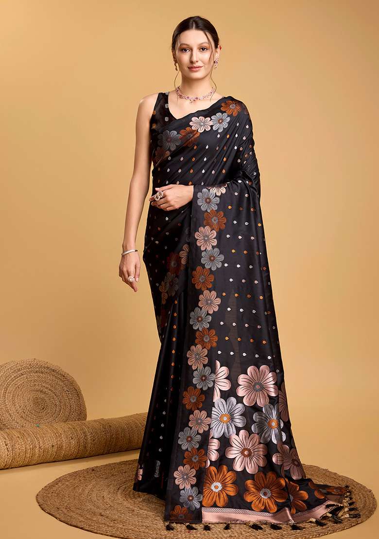 Black Zari Woven Jacquard Saree Set for Diwali and Festive Wear - Indya