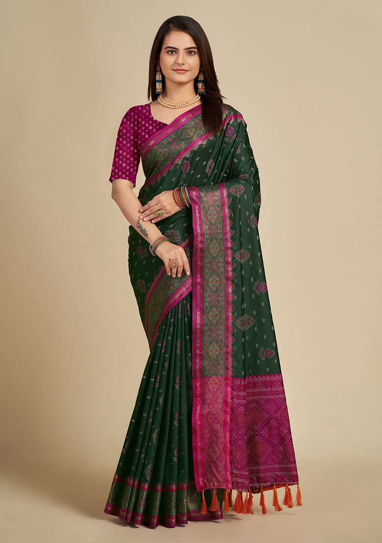 Green Woven Patola Silk Saree Set for Diwali and Festive Wear - Indya