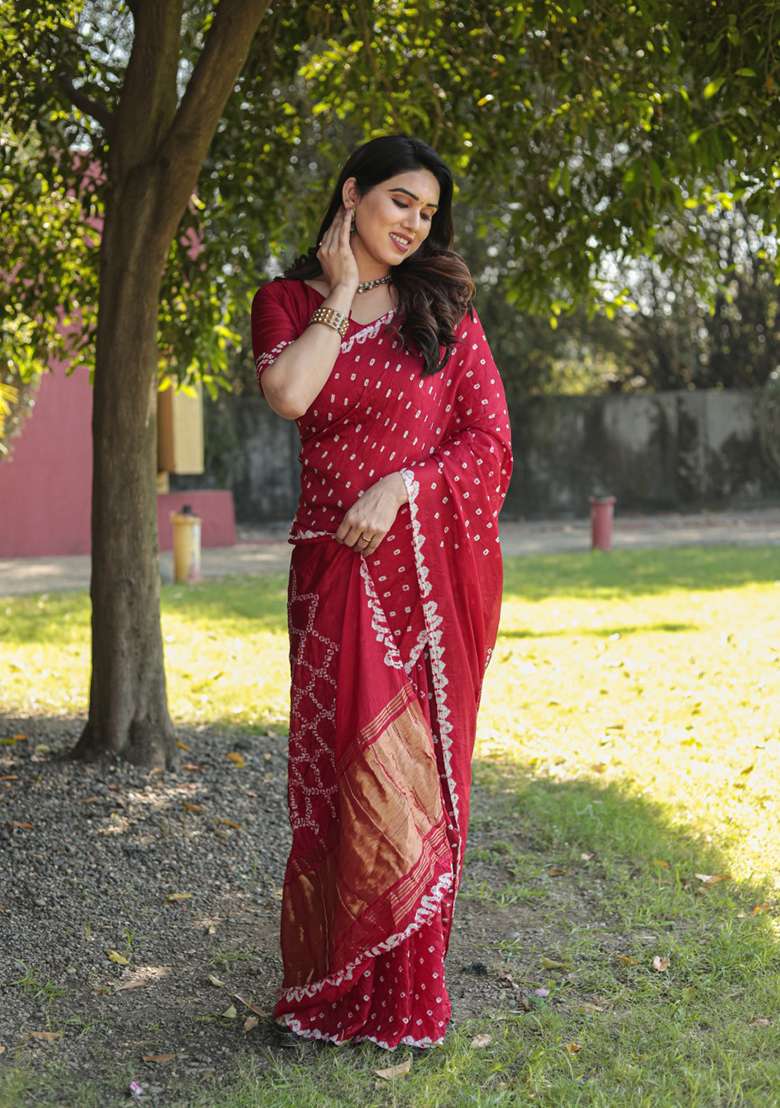 Red Zari Woven Silk Blend Saree Set for Diwali | Wedding & Festive Wear - Indya