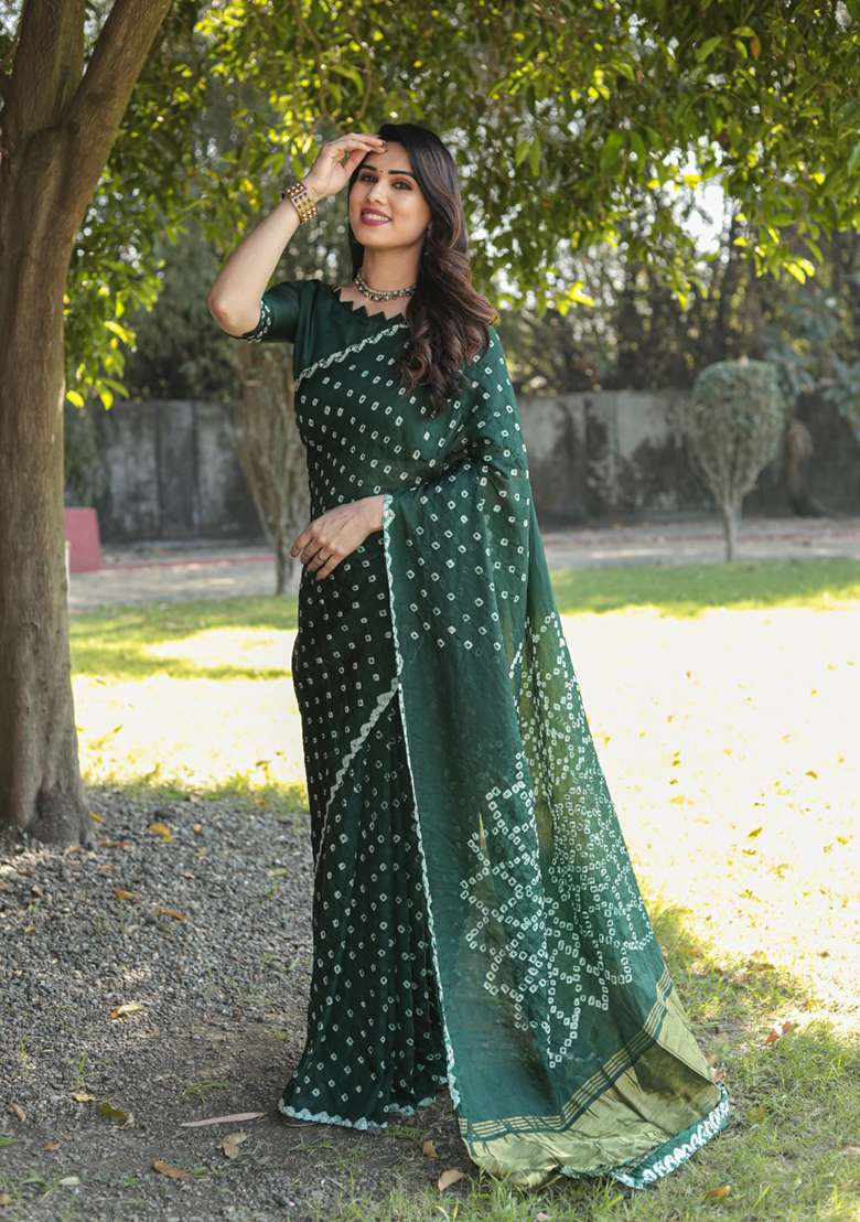 Green Zari Woven Silk Blend Saree Set for Diwali and Festive Wear - Indya