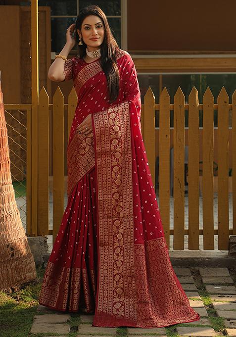 Red Zari Woven Bandhej Kanjivaram Silk Saree Set