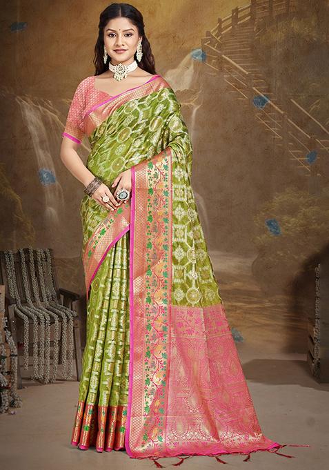 Mehendi Zari Woven Design Silk Saree Set