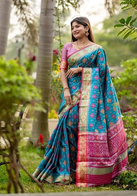 Sky Blue Abstract Print Silk Saree Set