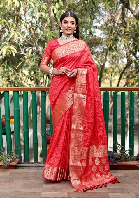 Red Bandhej Woven Silk Saree Set