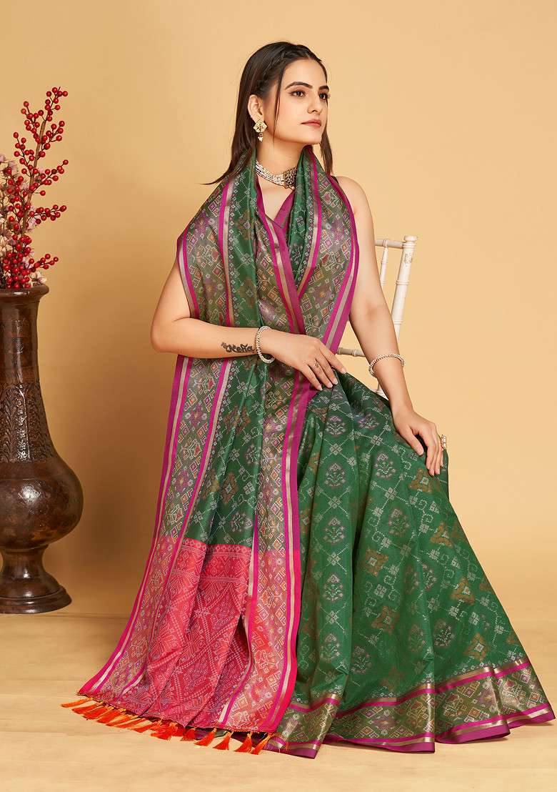Green Woven Silk Saree Set for Diwali | Wedding & Festive Wear - Indya