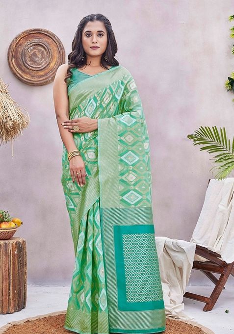 Green Jacquard Woven Saree Set